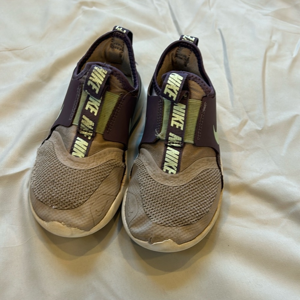 Nike shoes toddler size 10.5. Purple and grey.